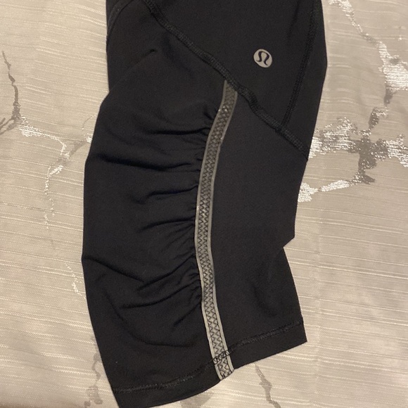 Lululemon Run Leggings Size 6 - Picture 4 of 8